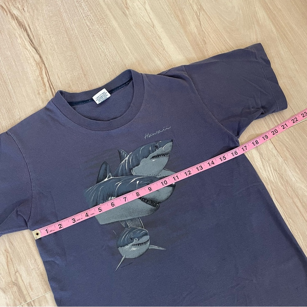 VINTAGE Hawaii Shark Graphic Tee - Picture 7 of 7